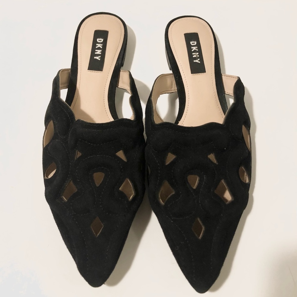 DKNY Palace Black Suede Cutout Pointed Toe Flats - Size 6.5
